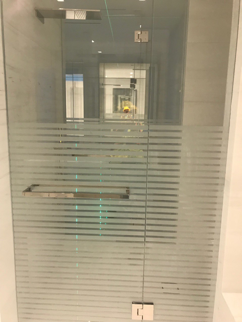 Vinyl Design Shower Door